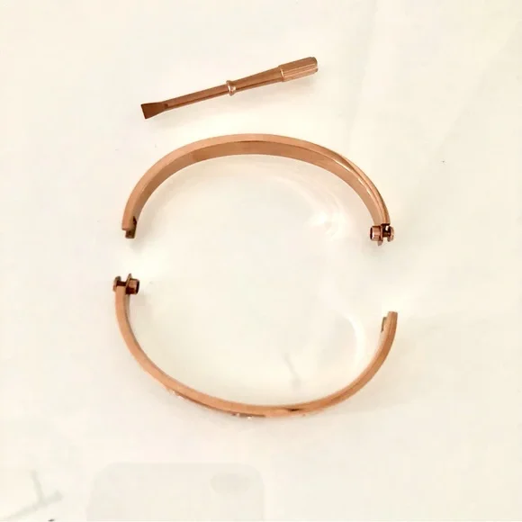 Rose Gold Screw Bracelet Cuff Classic Model - Picture 5 of 8